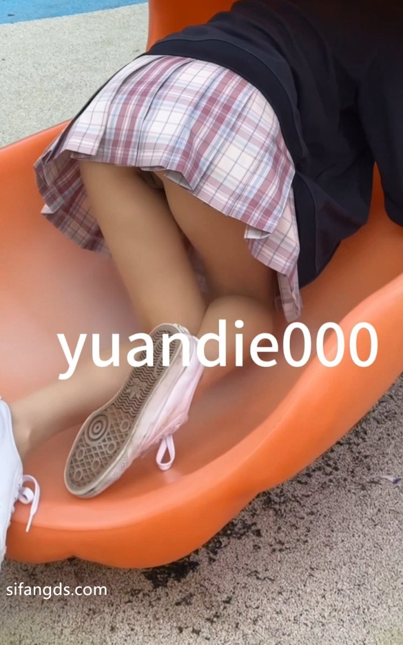 26042910  鸳蝶 - 推特合集 88P+22V-223M