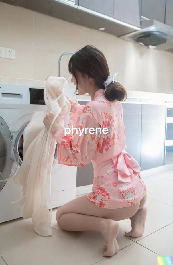 26042901  fanchaYJS 专泡良家 众多反差婊 推特合集 237P+75V-3.13G