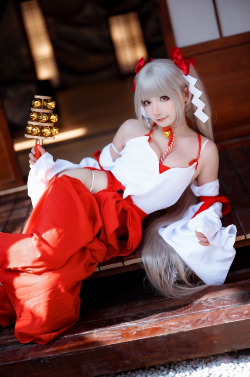 26040715   是三不是世w - 碧蓝航线 可畏巫女 21P-566M