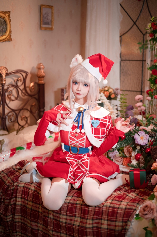 26041001  艾西Aiwest - 香子兰圣诞 46P-541M