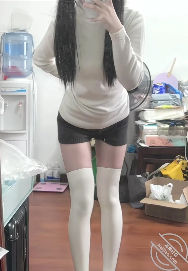 26052419  海角社区 【雅雅想睡亲哥】75套合集 485P+15V-3.04G