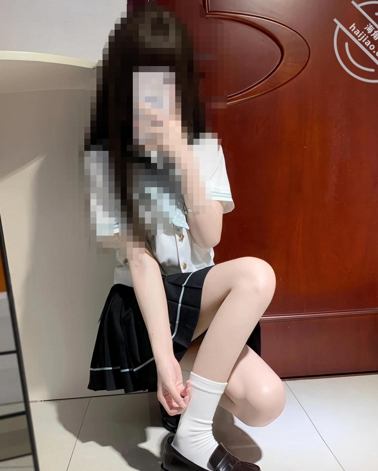 26052419  海角社区 【雅雅想睡亲哥】75套合集 485P+15V-3.04G