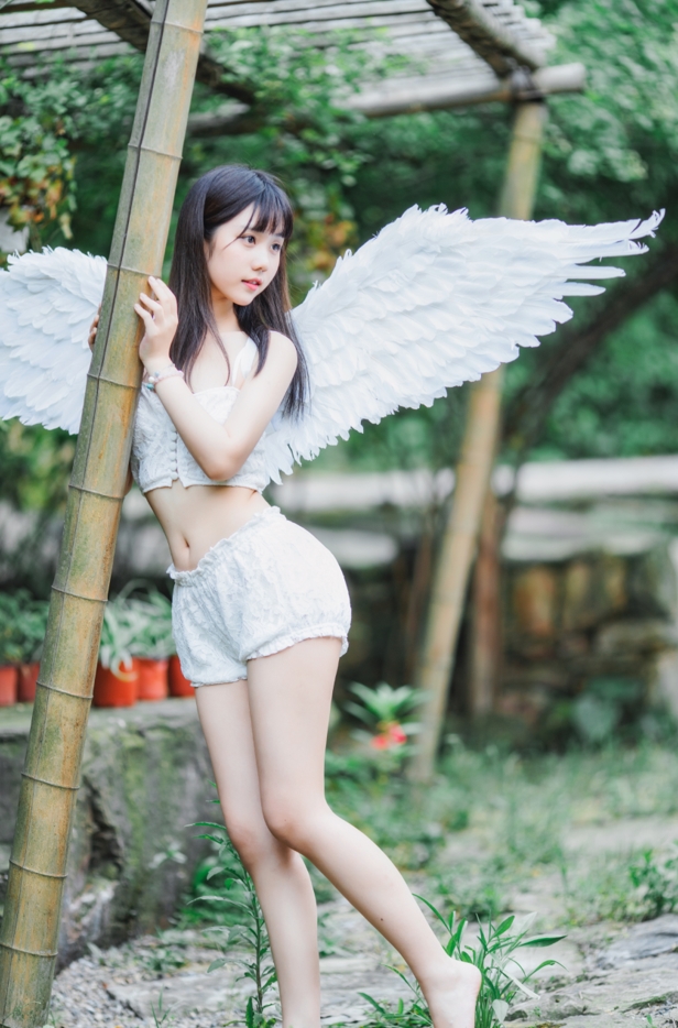 26050507  镜酱 21套合集   367P+3V-10.3G