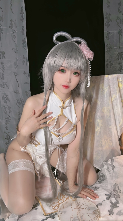 26061617  miko酱 - 洛天依旗袍 30P-273M