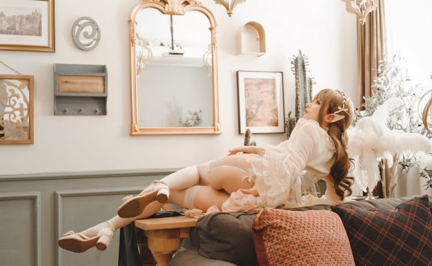 rioko凉凉子精灵姐姐 [25P5V/470MB]