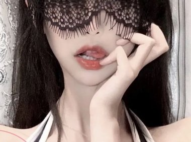 （005）荔枝墨玦r18四个，亲吻两个。