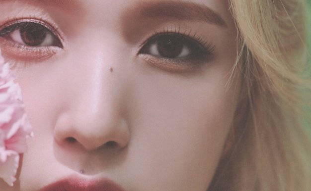 [CAT030]TWICE – Mina: 1ST PHOTOBOOK [Yes, I am Mina][196P 164MB]