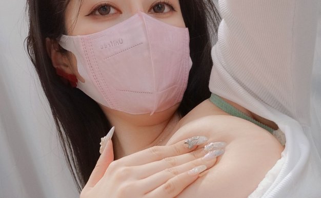 [088] 白银81 – (81silver811) [Fantia] – 在更衣室 [45P-132MB] 秒传