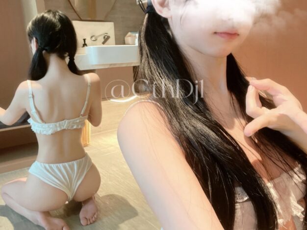 25110218   闪闪 推特小合集 78P-14M