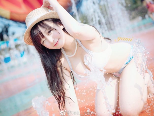 25121718  亚美yamisung 推特合集 3733P+242V-10.3G