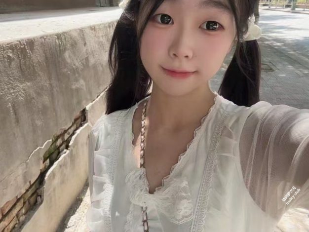 25121714  朵朵 推特合集 194P+3V-4.64G