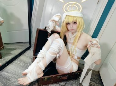 26020408   御子miko – 万圣节 59P-73M