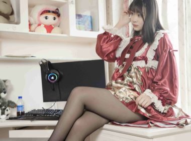 26052106   幻琪琪 – 红色Lolita  47P+1V-425M